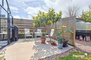 Photo 27- click for photo gallery